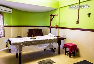 Bookmytripholidays | Uday Suites Garden Hotel,Thiruvananthpuram | Best Accommodation packages